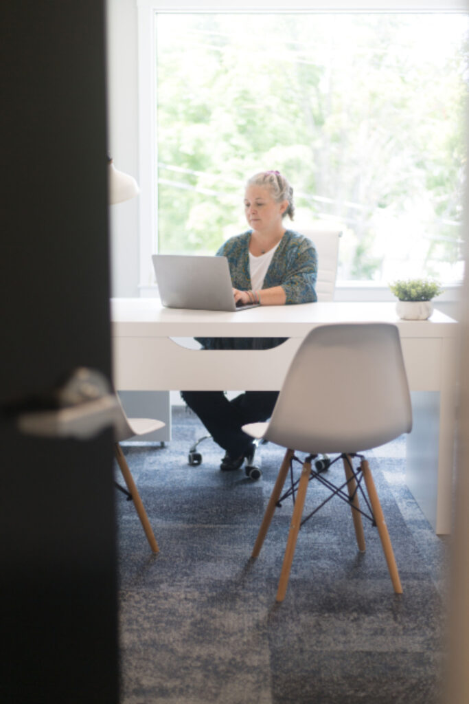 eetkamerstoel-is-geen-werkstoel